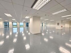 Oue Downtown (D1), Office #633275491